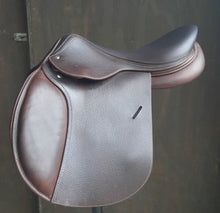 Load image into Gallery viewer, Mon Sellier - Pony saddle 16.5&quot;
