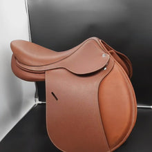 Load and play video in Gallery viewer, Pony saddle 16&quot; &amp; 16.5&quot;
