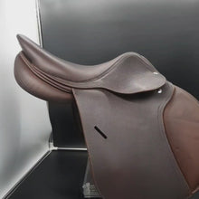 Load and play video in Gallery viewer, Mon Sellier - Pony saddle 16.5&quot;
