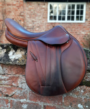 Load image into Gallery viewer, SOLD - Butet saddle

